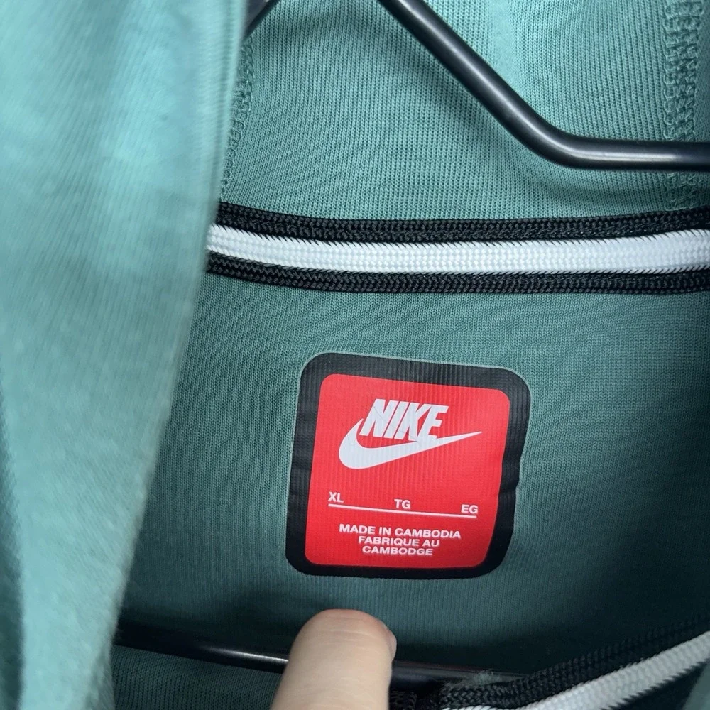 Nike Tech Hoodie Youth XL Kids Green Full Zip Up Fleece Casual Jacket